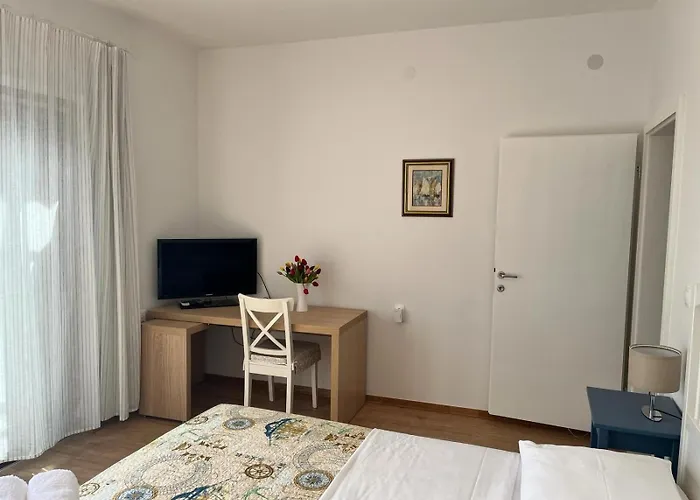 Lägenhet Mare Baška Voda
